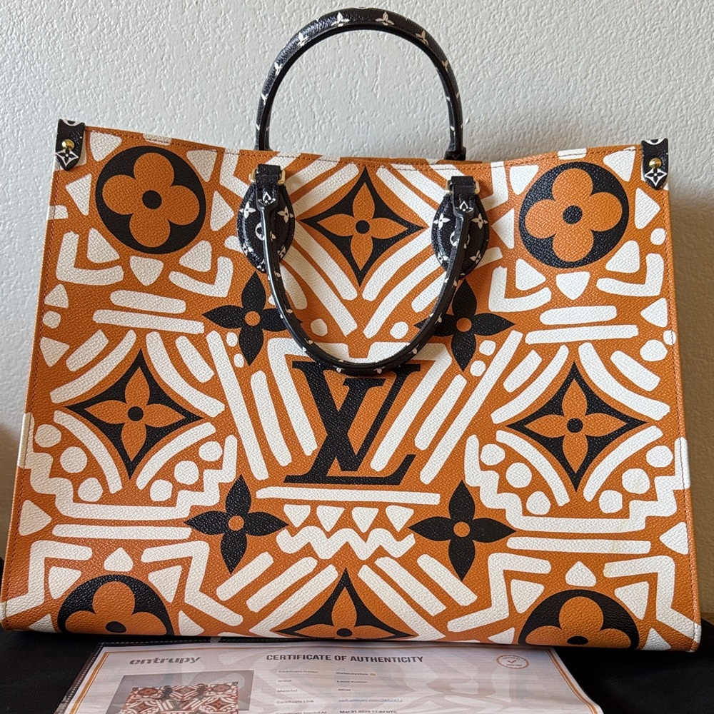 Louis Vuitton OnTheGo Giant Crafty Monogram